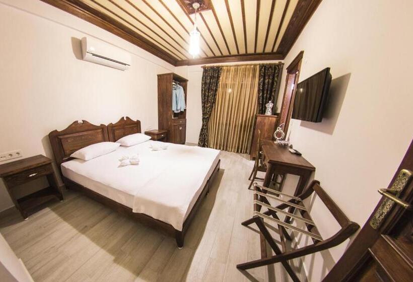 Номер Superior, Mary S House