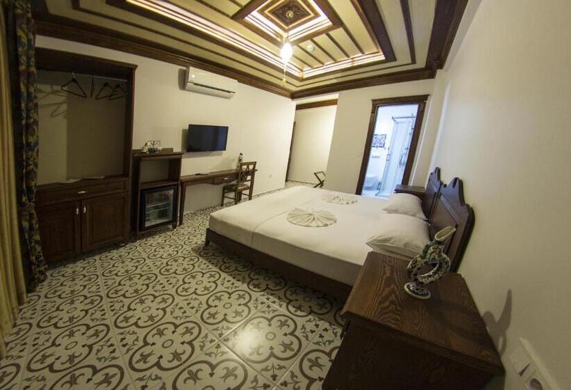 Номер Superior, Mary S House