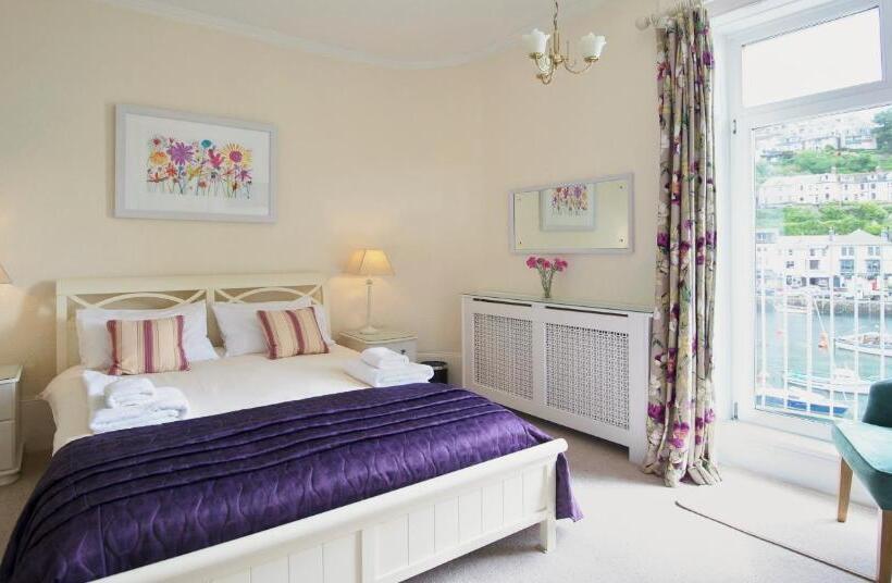 חדר סופריור עם נוף, The Old Bridge House