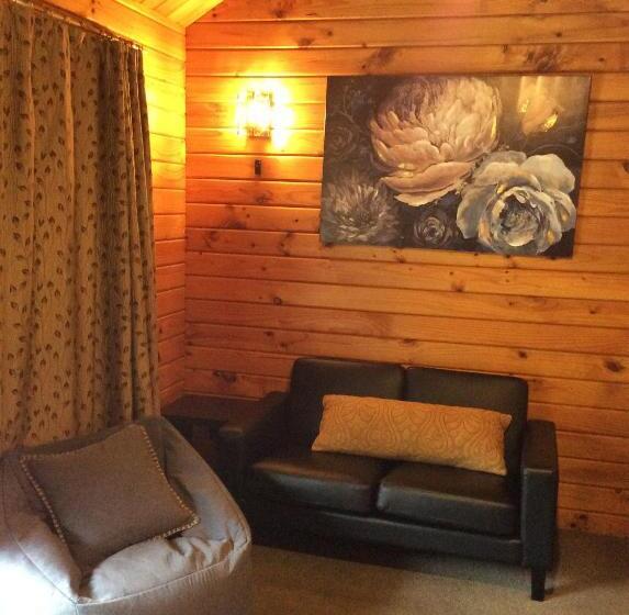 스위트 킹사이즈 침대, Alpine Lodge Motel