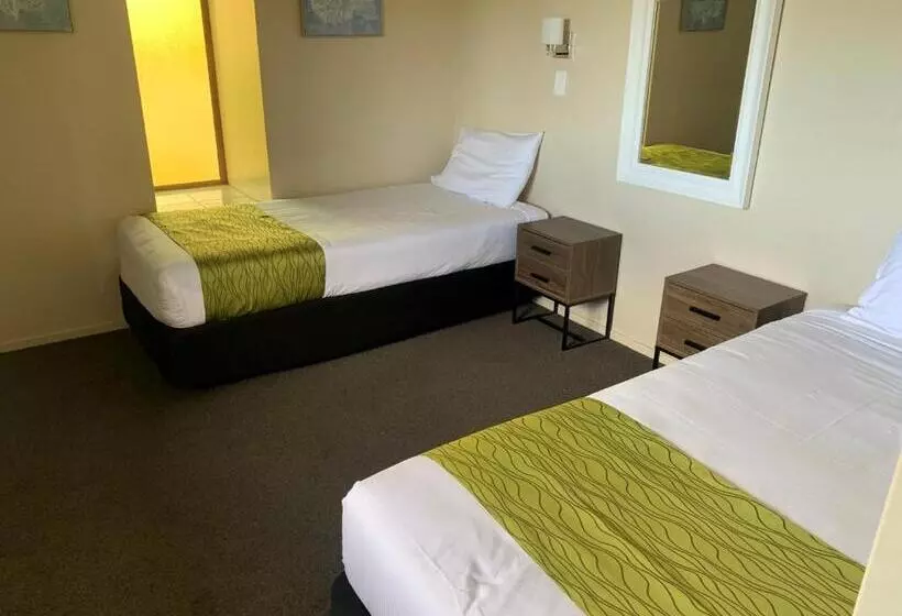 ２ベッドルーム家族用アパートメント, Admirals Motor Inn