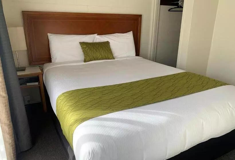 ２ベッドルームアパートメント, Admirals Motor Inn
