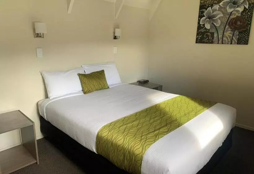 ２ベッドルームアパートメント, Admirals Motor Inn