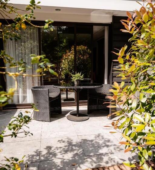 컴포트 룸, De Lunterse Boer