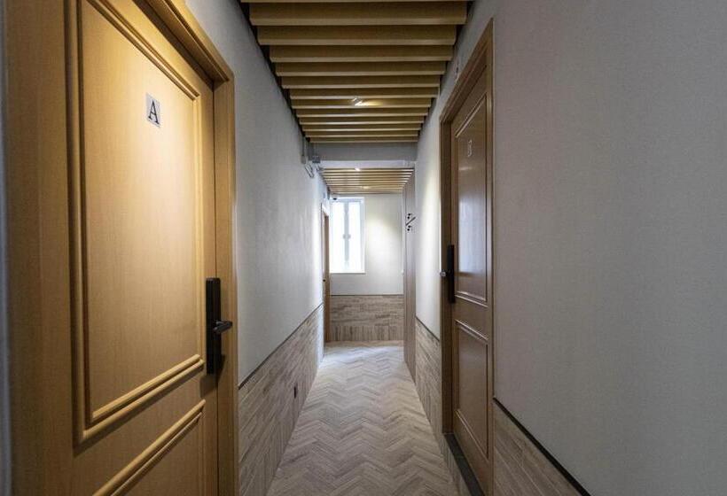 اتاق استاندارد یک نفره, Atlas Hostel & Backpackers