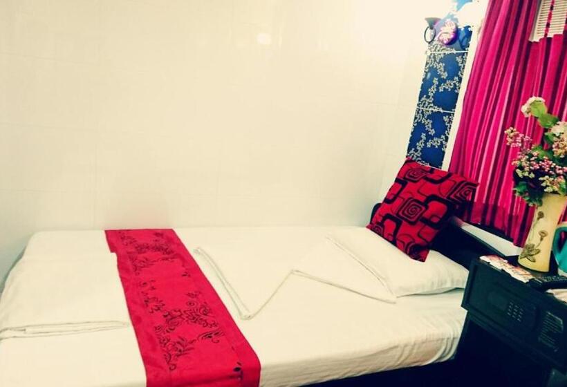 اتاق استاندارد یک نفره, Castle Inn