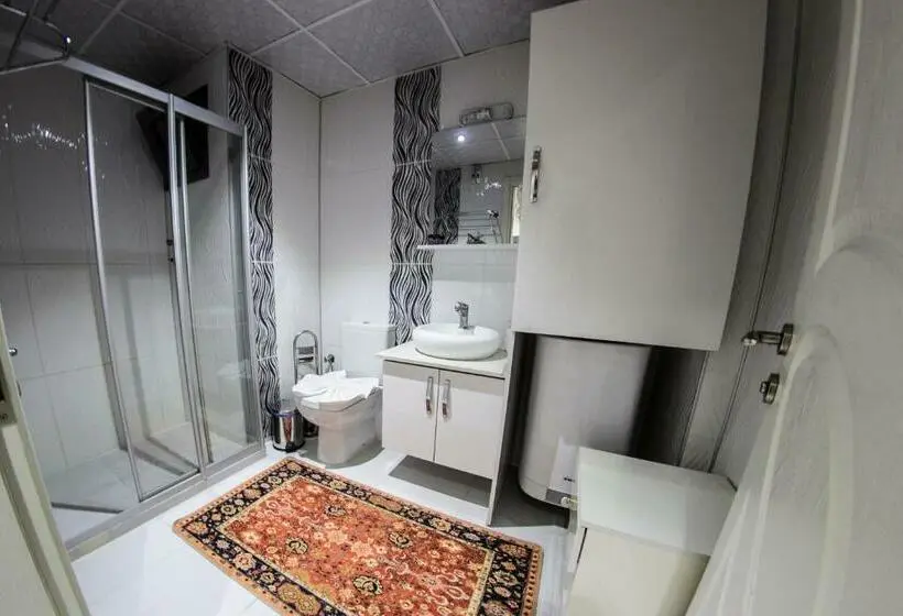Deluxe Neljän Hengen Huone, Ephesus Palaces