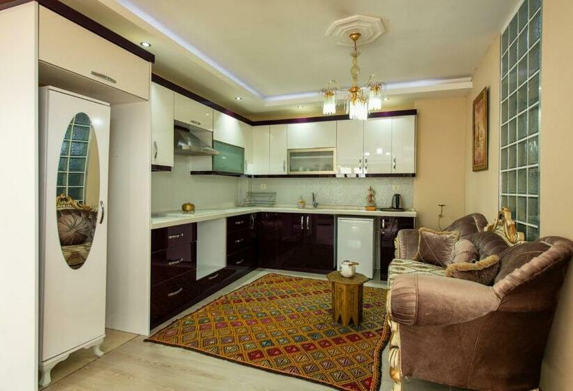 带大床的套房, Ephesus Palaces