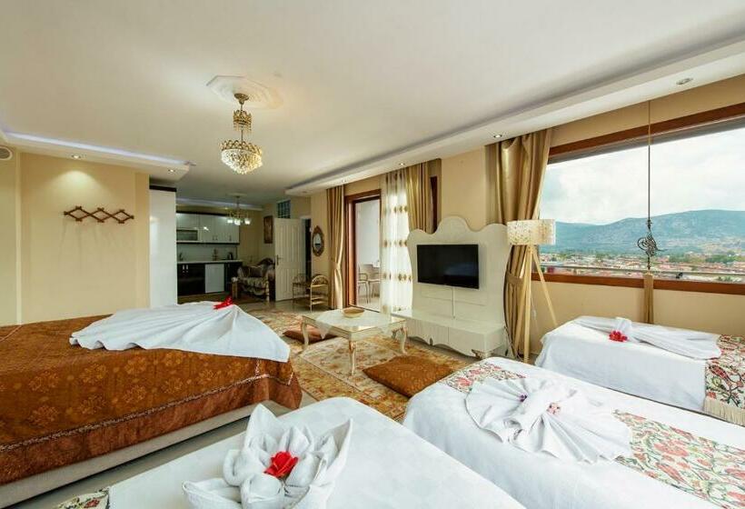 带大床的套房, Ephesus Palaces