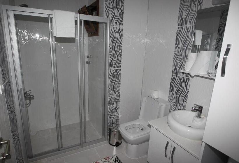 四人豪华间, Ephesus Palaces