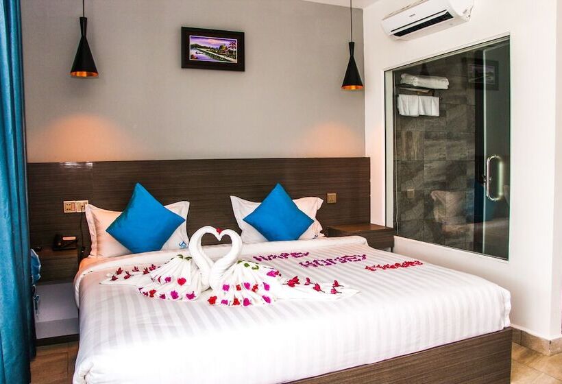 高级大房间, Good Time Boutique