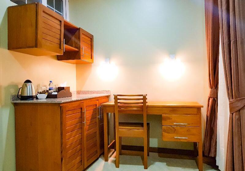 اتاق خانوادگی, Masailand Safari Lodge