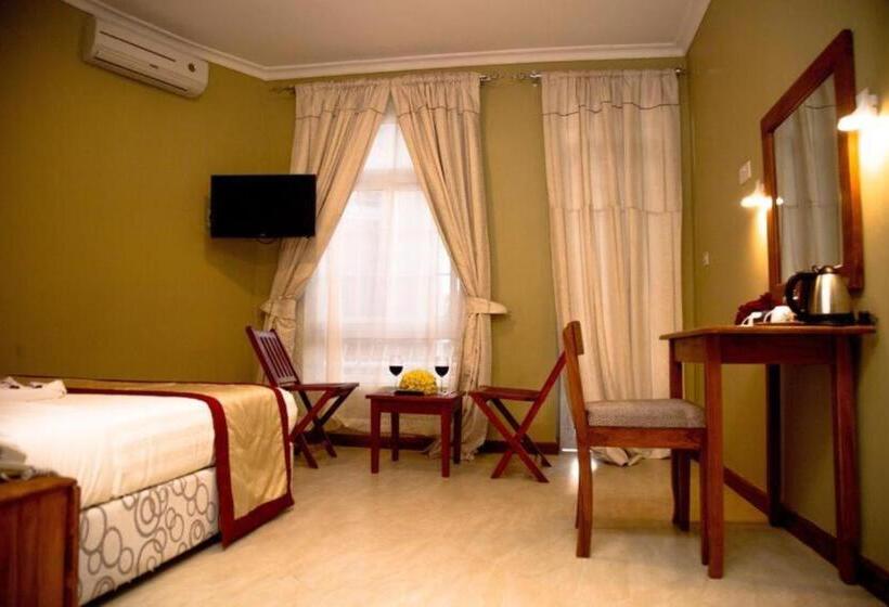 اتاق لوکس, Masailand Safari Lodge