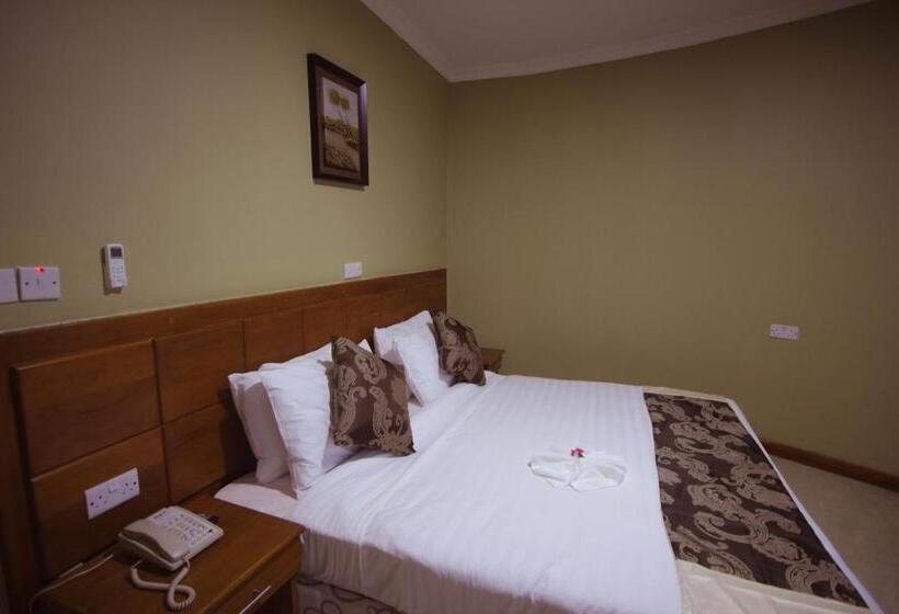 سوییت خانوادگی, Masailand Safari Lodge