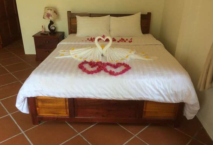 بانگلوی لوکس, Orchard Fruit Farm Bungalow