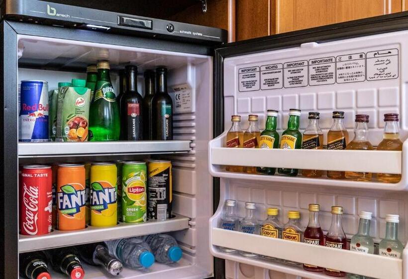 トリプルクラシックルーム, Xenios Dias Boutique