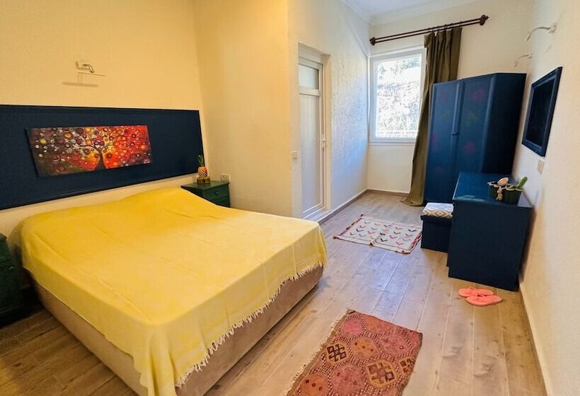 带双人床的经典房间, Goknar Knidos Nature Otel   Adults Only