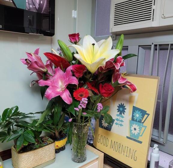 اتاق استاندارد سه نفره, Hang Fung Hostel