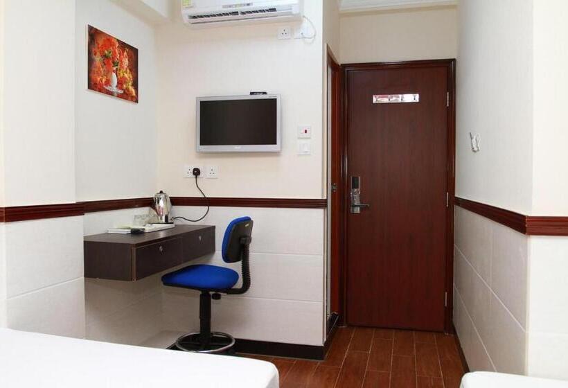 اتاق استاندارد سه نفره, Hang Fung Hostel