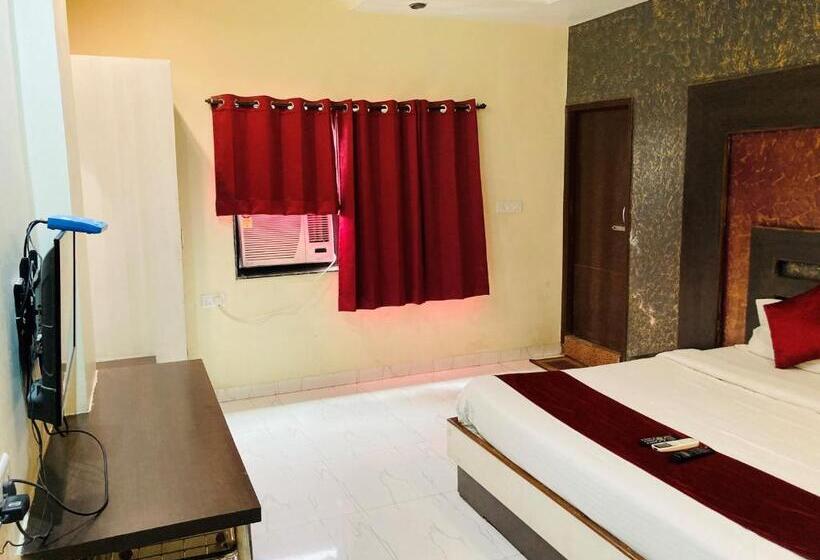 Habitació Deluxe, Jagdish