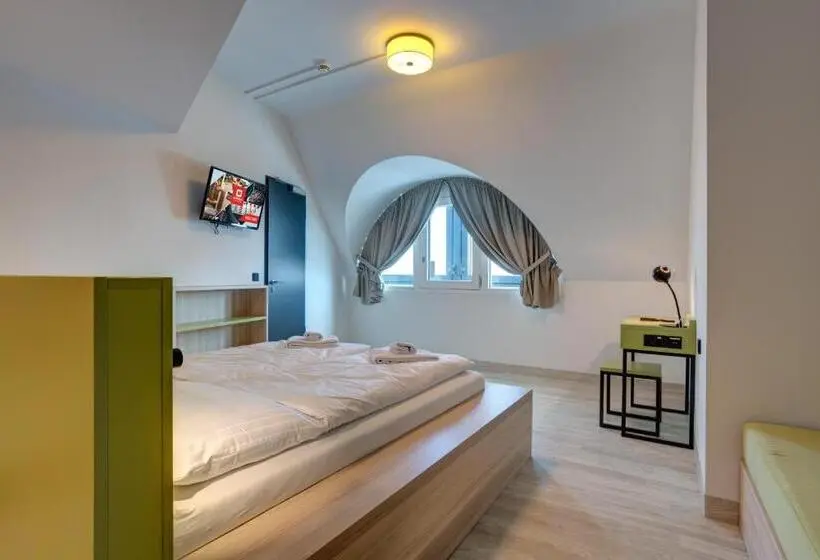 اتاق استاندارد سه نفره, Meininger Hotel München Olympiapark