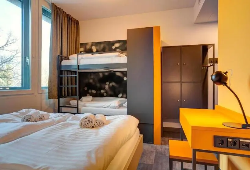 اتاق استاندارد چهار تخته, Meininger Hotel München Olympiapark