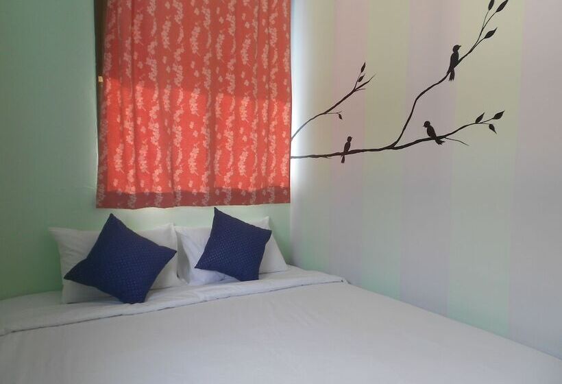 기본 룸 공용 욕실, Sweet Home Guesthouse