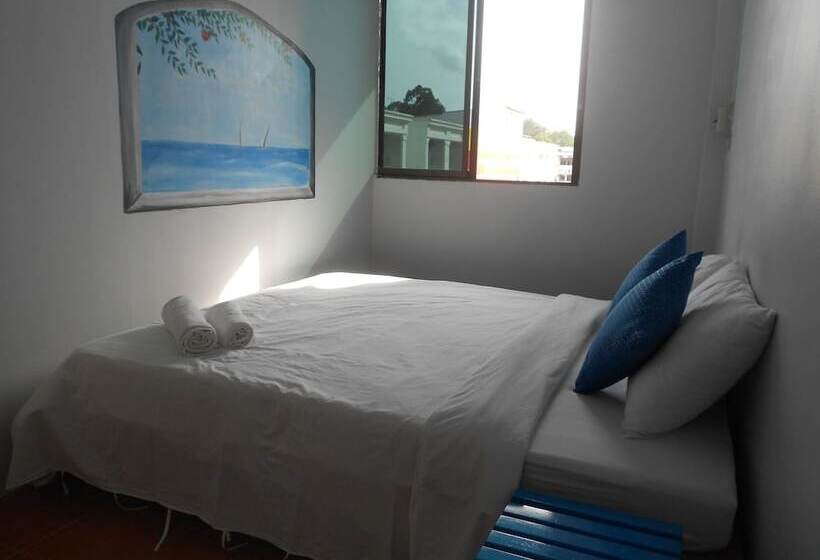 기본 룸 공용 욕실, Sweet Home Guesthouse