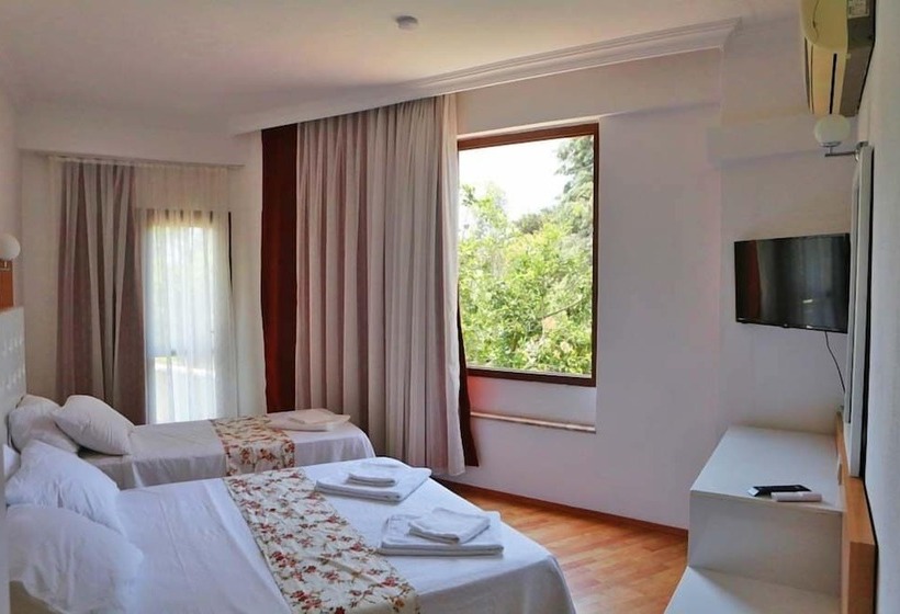 Quarto Familiar, Ugur