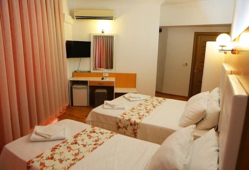 Quarto Familiar, Ugur