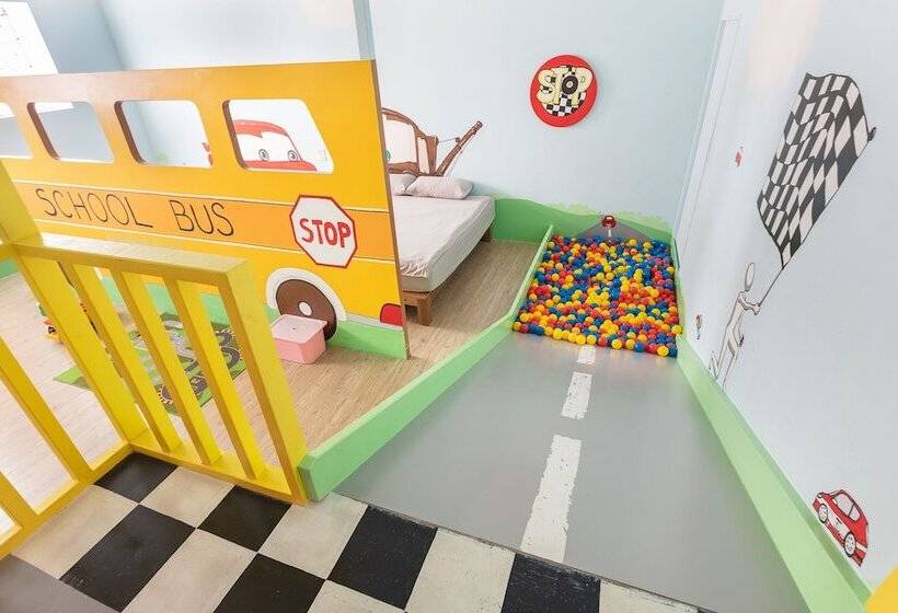 סוויטה משפחתית, Wonderful Land B&b