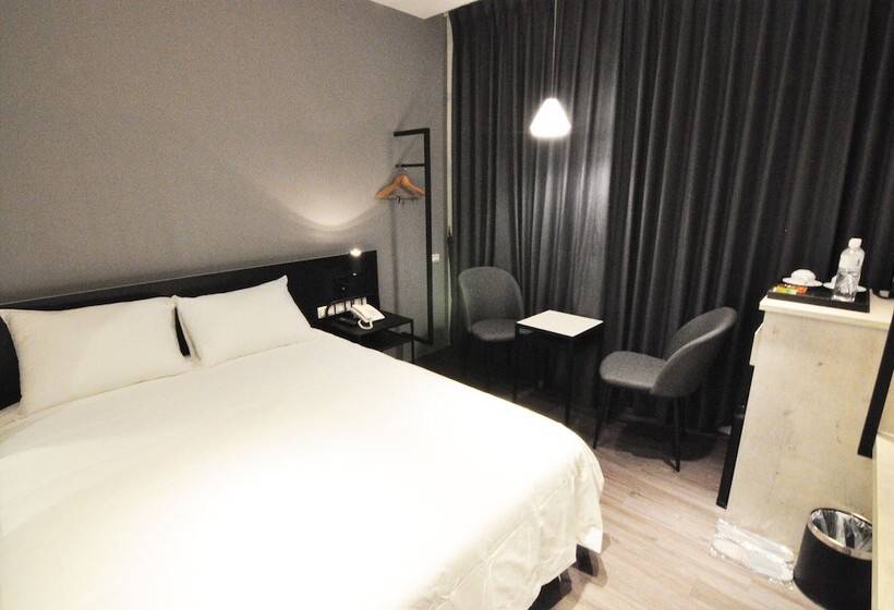 اتاق اکونومی, Kuei