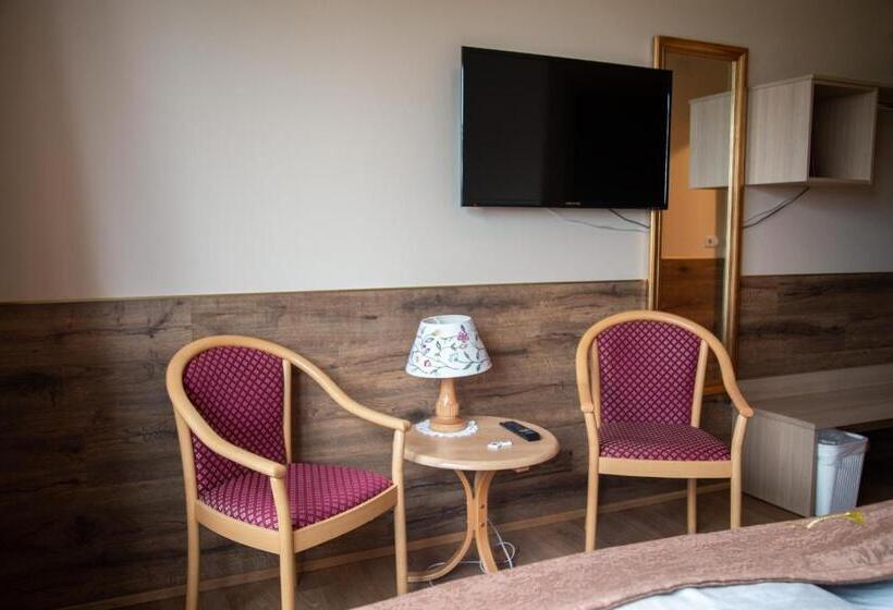 اتاق استاندارد, Smyrlabjorg