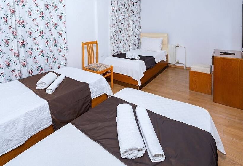 Номер Стандарт Трехместный, Otel Kabasakal