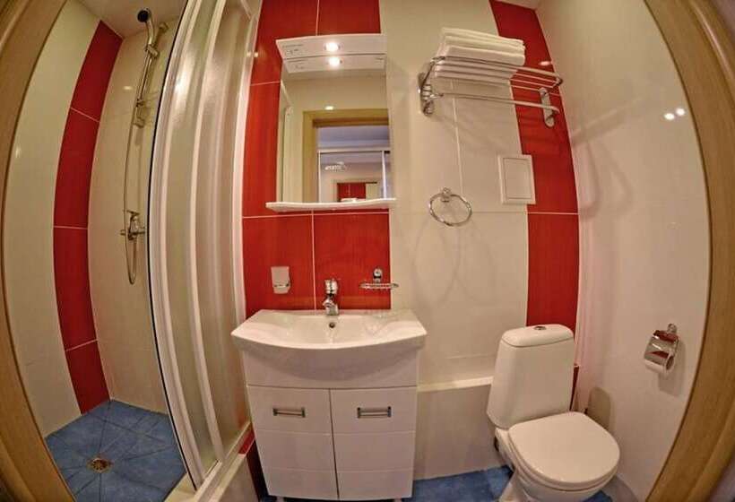 اتاق استاندارد, Art