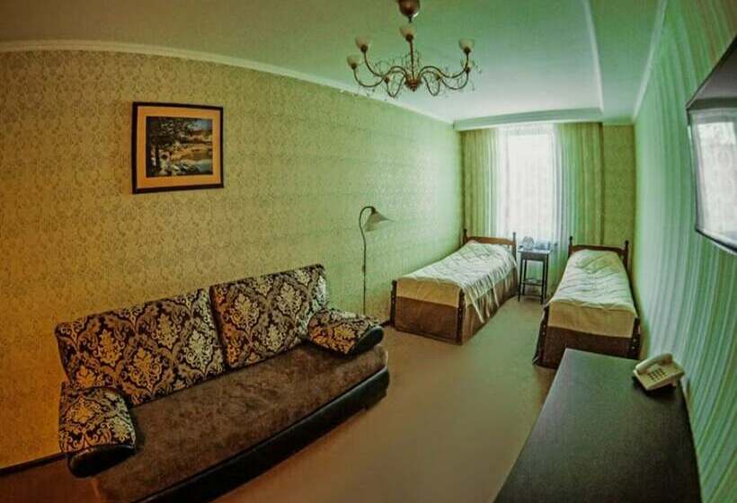 اتاق خانوادگی, Art