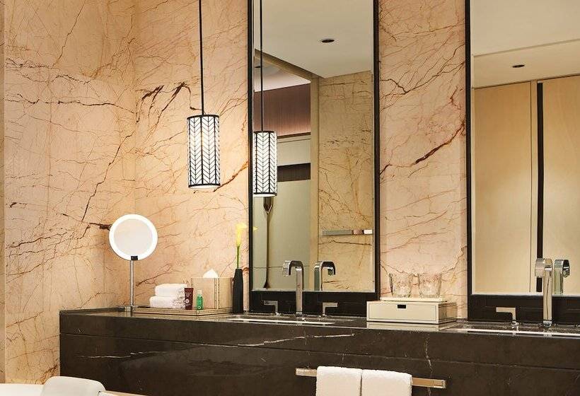 חדר דלוקס, Conrad Tianjin