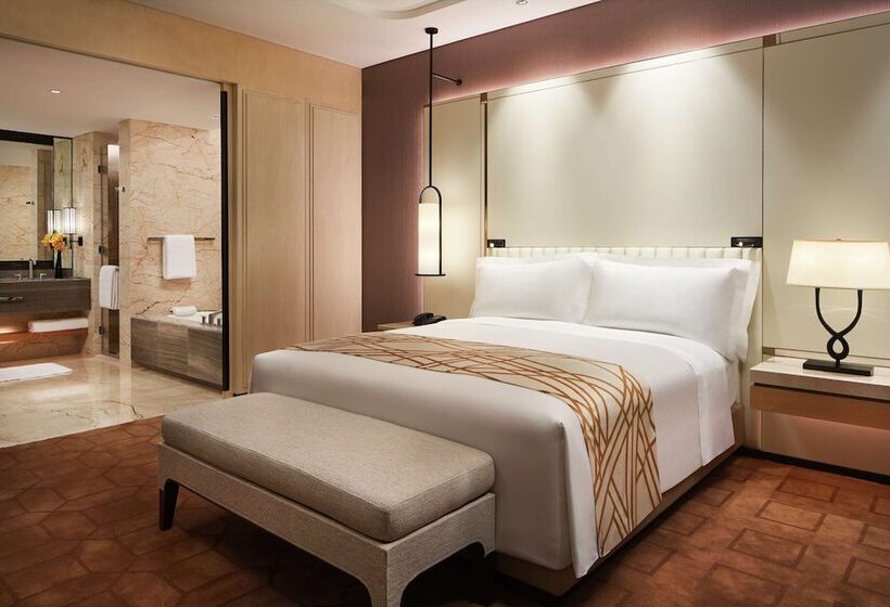 סוויטה דלוקס, Conrad Tianjin