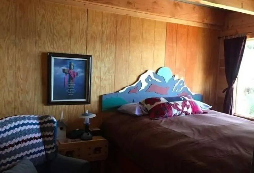 デラックスキャビン, Eagles Wings Wilderness Lodge