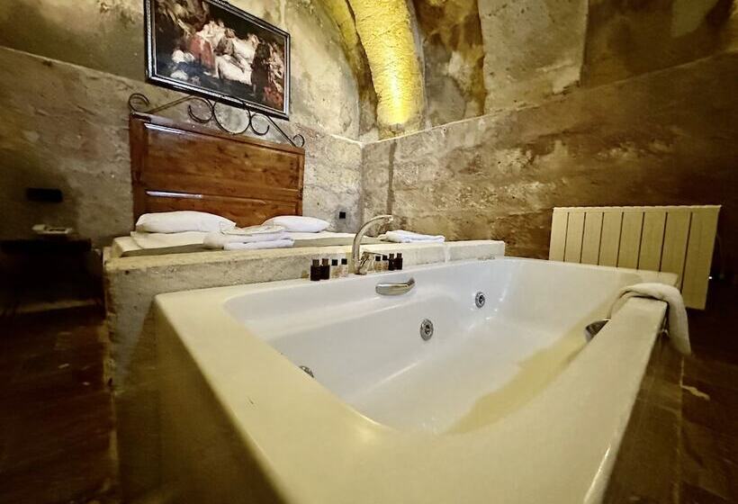 اتاق استاندارد, Harkasos Cave