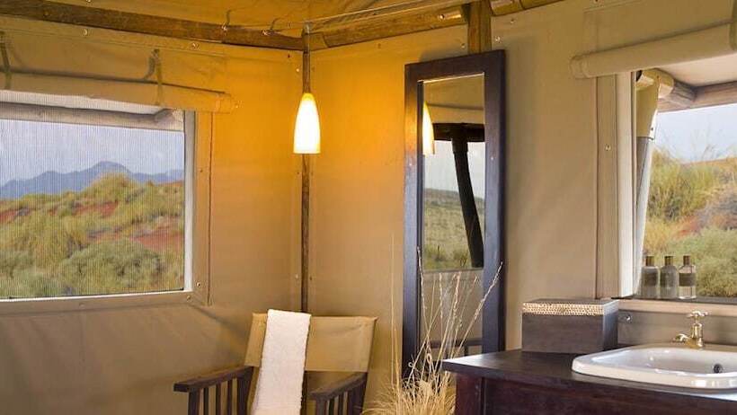 چادر با خدمات رفاهی لوکس, Wolwedans Dune Camp