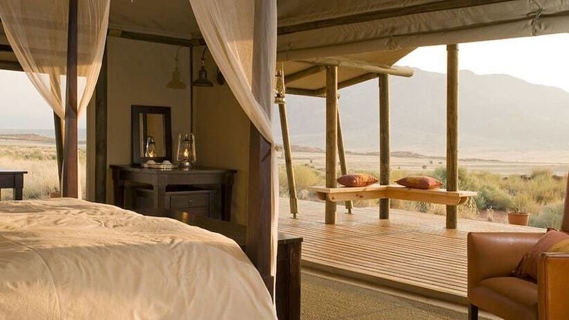 چادر با خدمات رفاهی لوکس, Wolwedans Dune Camp