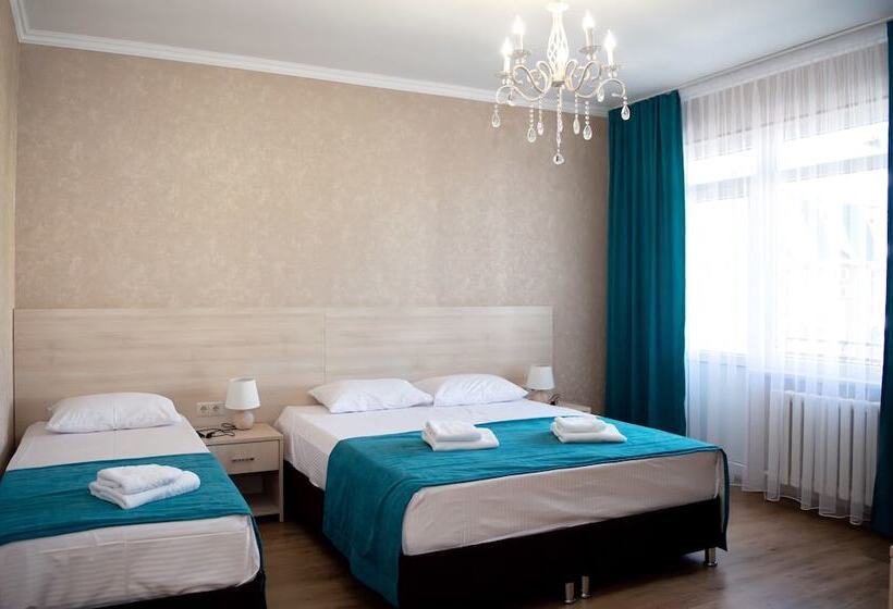 Quarto Triplo Estandar, Guest House Na Tsvetochnoy