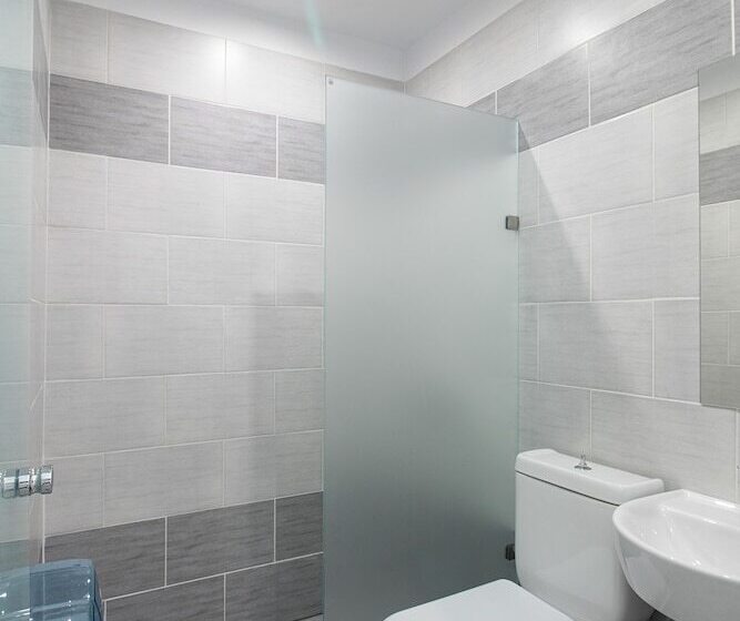 Трехместный Номер Стандарт Вид на Бассейн, Pension Strawberry