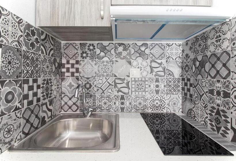 ガーデンビュースタンダードルーム, Pension Strawberry