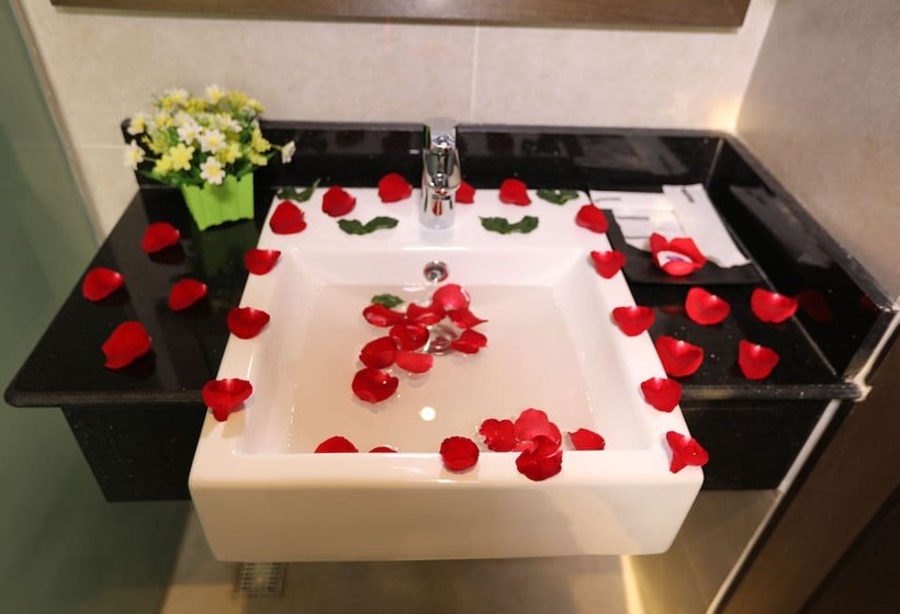 اتاق لوکس, Balmi