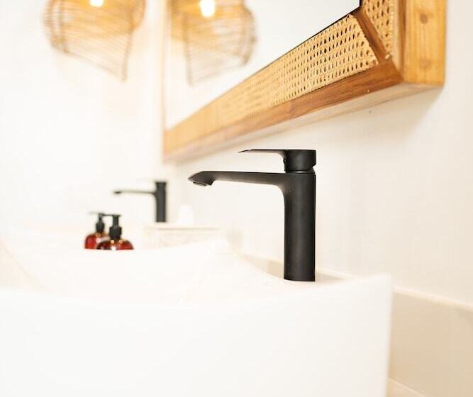 سوئیت پرزیدنت, The Beach House Boutique