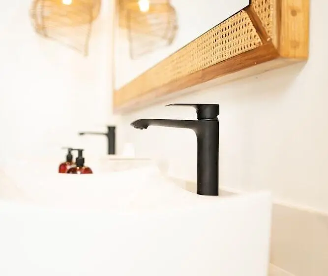سوئیت پرزیدنت, The Beach House Boutique