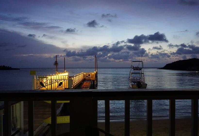 سوئیت پرزیدنت, The Beach House Boutique