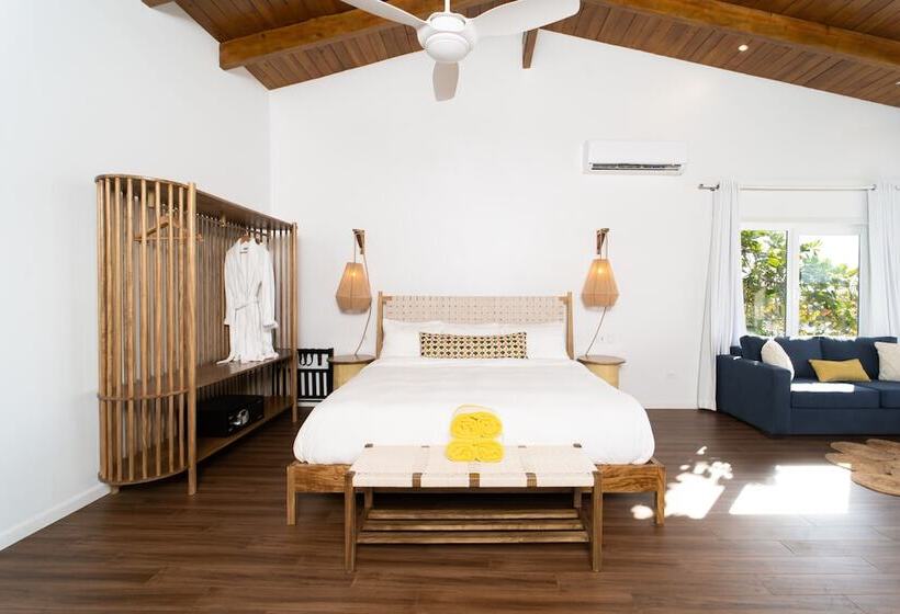 سوئیت پرزیدنت, The Beach House Boutique